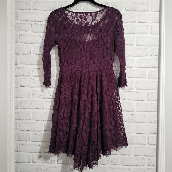 Free People Lace Plum Dress size 2 - Picture 4 of 7